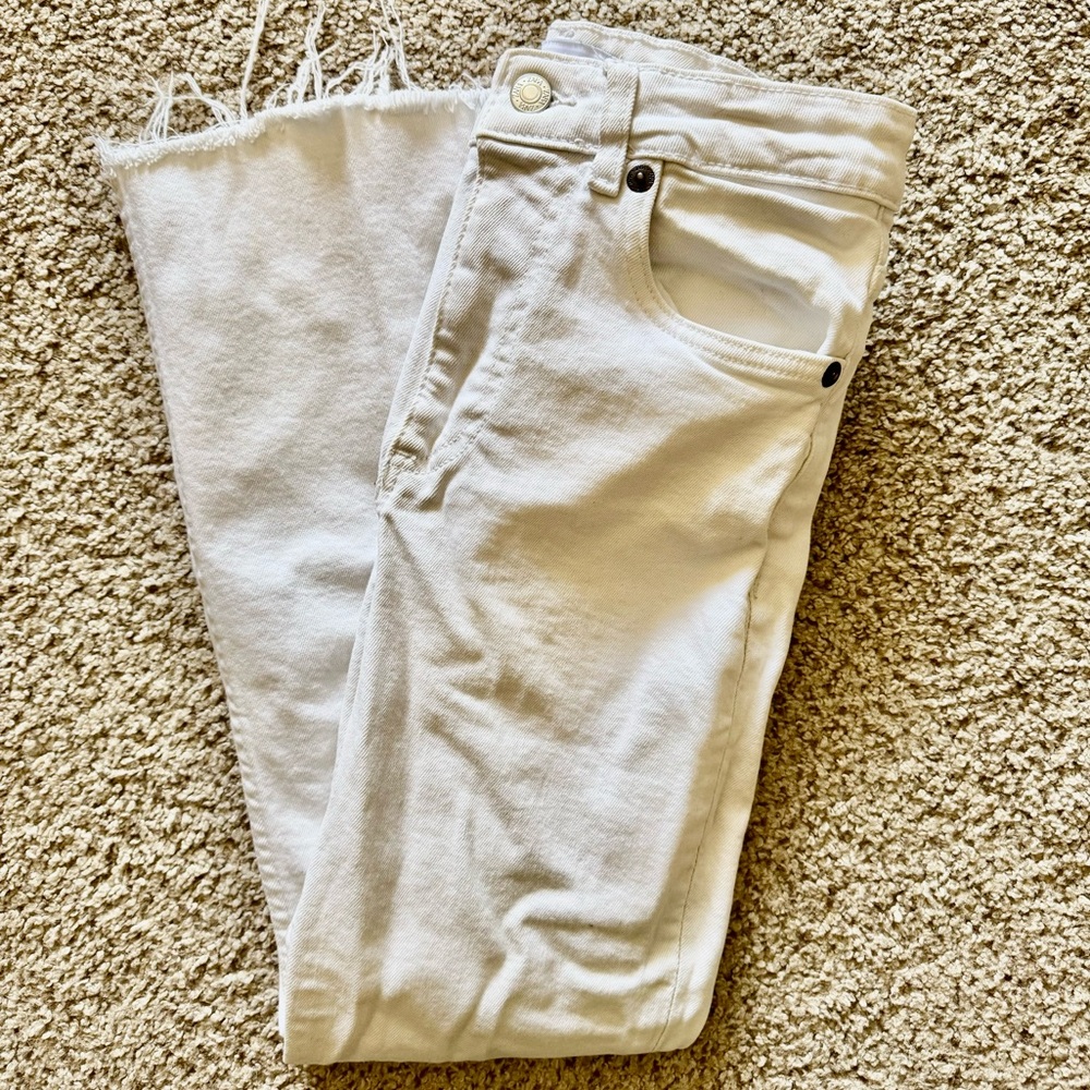 Zara High-Waist White Ankle Cropped Jeans